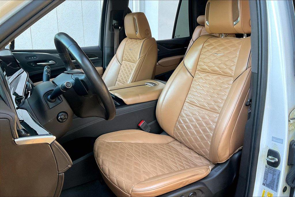 used 2022 Cadillac Escalade car, priced at $54,995