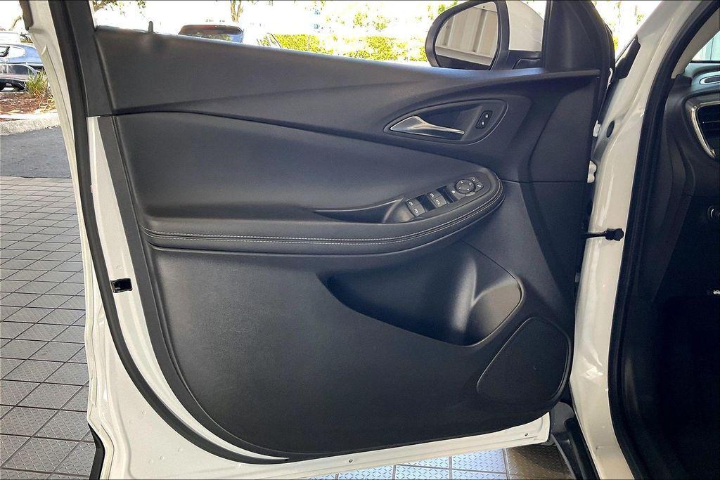 used 2025 Buick Encore GX car, priced at $16,695