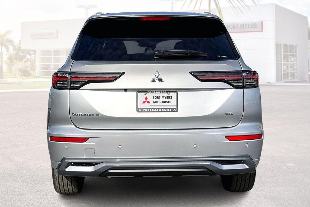 new 2026 Mitsubishi Outlander car, priced at $34,162