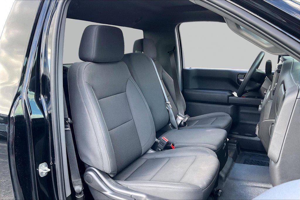 used 2025 Chevrolet Silverado 1500 car, priced at $32,919