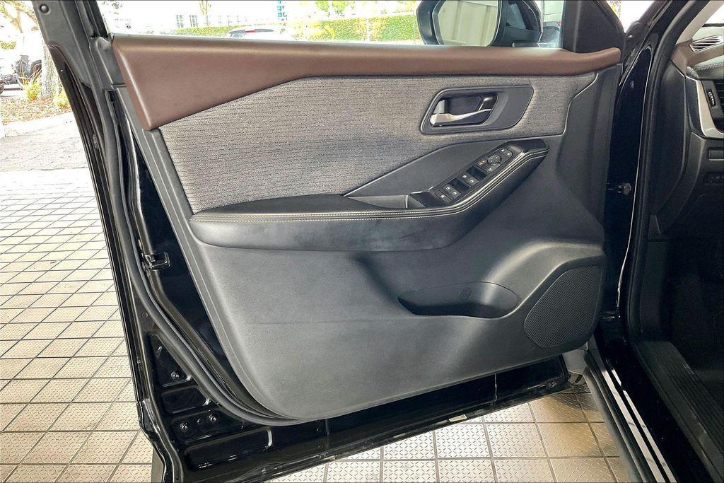 used 2023 Nissan Rogue car, priced at $14,955