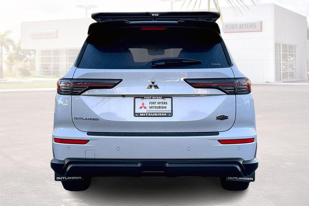 new 2026 Mitsubishi Outlander car, priced at $33,898