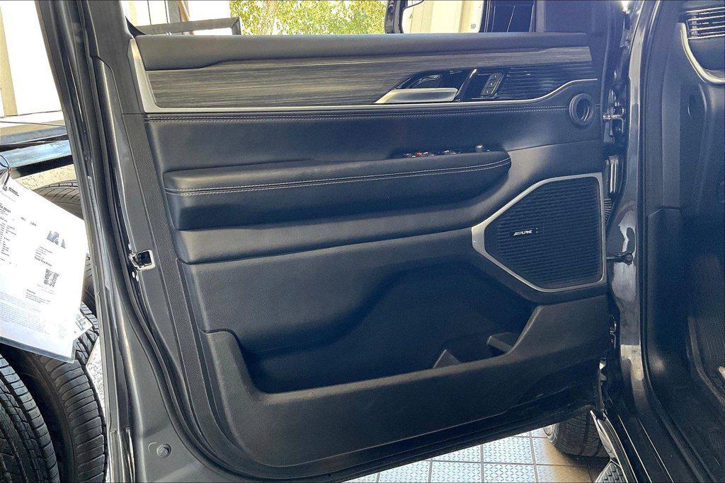 used 2024 Jeep Wagoneer car, priced at $39,736