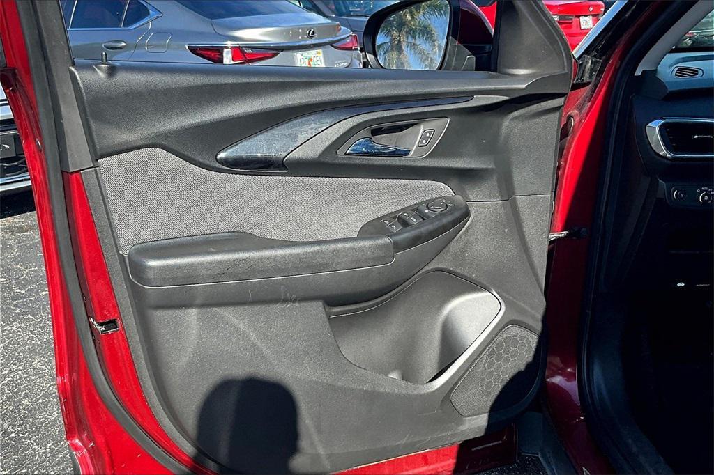 used 2022 Chevrolet TrailBlazer car, priced at $16,300