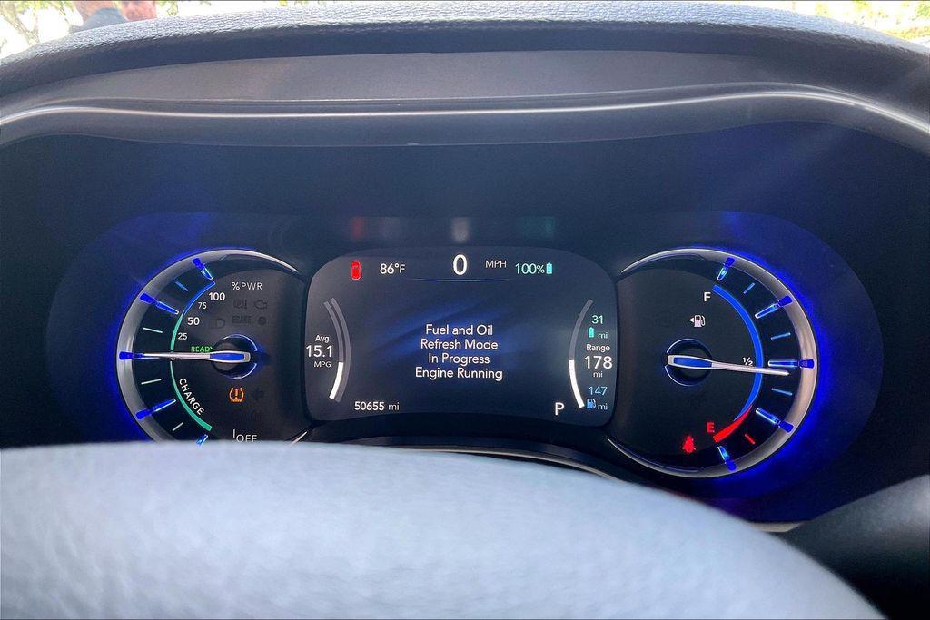 used 2023 Chrysler Pacifica Hybrid car, priced at $22,278