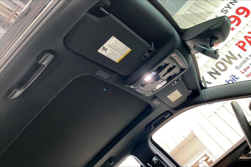 used 2025 GMC Yukon car, priced at $75,217