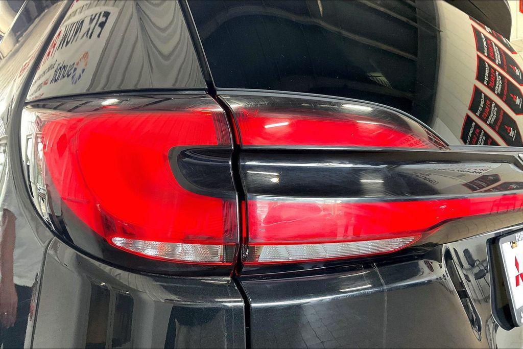 used 2023 Chrysler Pacifica Hybrid car, priced at $25,780