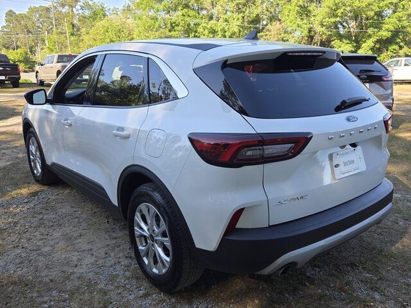 used 2024 Ford Escape car, priced at $19,237