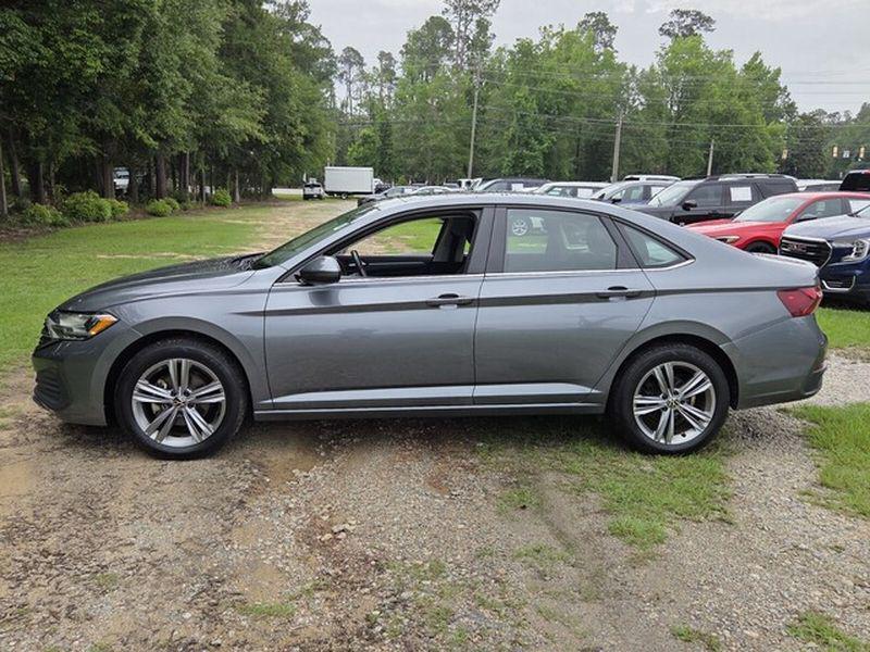 used 2024 Volkswagen Jetta car, priced at $19,997