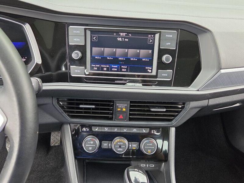 used 2024 Volkswagen Jetta car, priced at $19,997