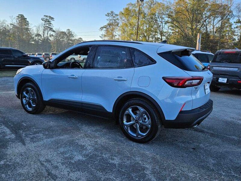 new 2026 Ford Escape car, priced at $31,581