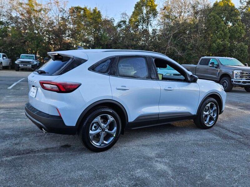 new 2026 Ford Escape car, priced at $31,581