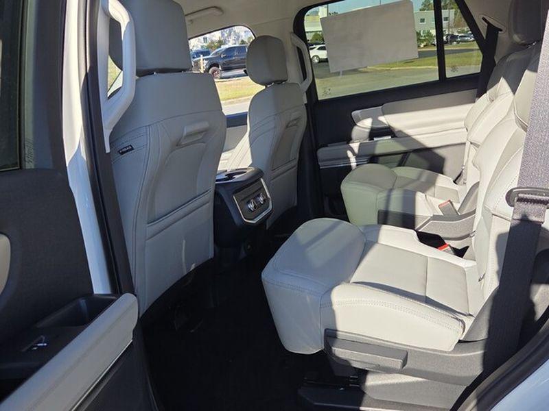 new 2026 Ford Expedition car, priced at $71,995