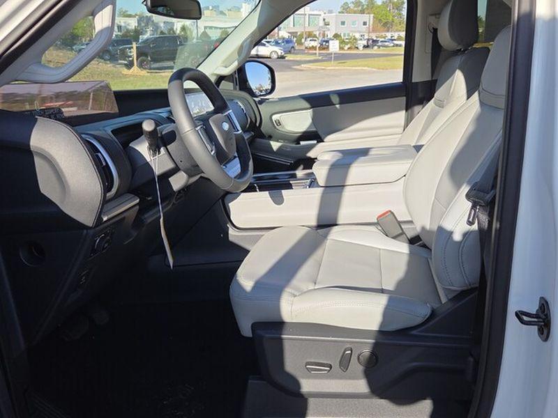 new 2026 Ford Expedition car, priced at $71,995