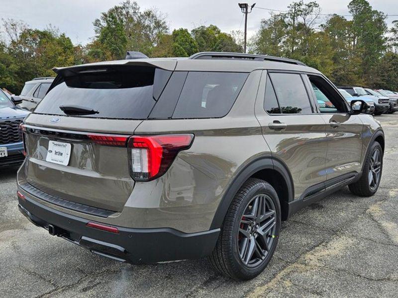 new 2026 Ford Explorer car, priced at $47,486