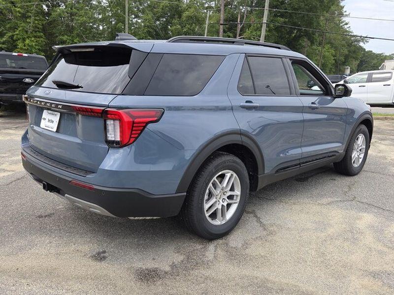 new 2026 Ford Explorer car, priced at $41,749