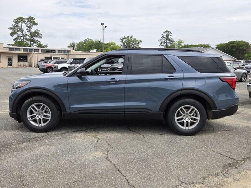 new 2026 Ford Explorer car, priced at $41,749