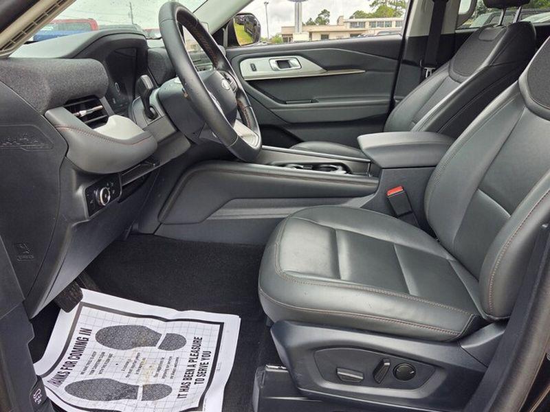 used 2025 Ford Explorer car, priced at $37,970