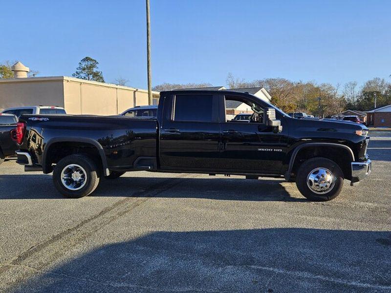 used 2025 Chevrolet Silverado 3500 car, priced at $65,444