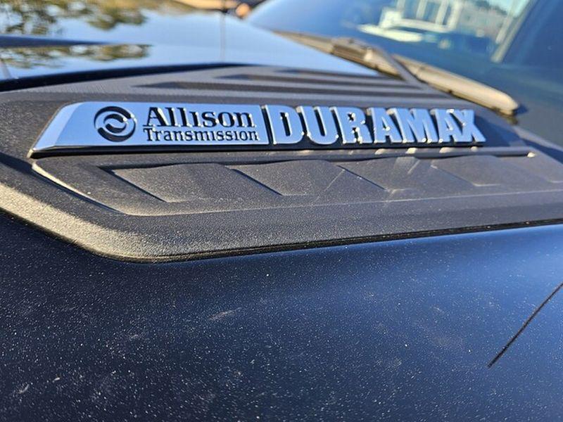 used 2025 Chevrolet Silverado 3500 car, priced at $65,444