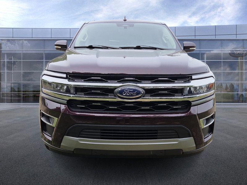 used 2024 Ford Expedition car, priced at $43,995