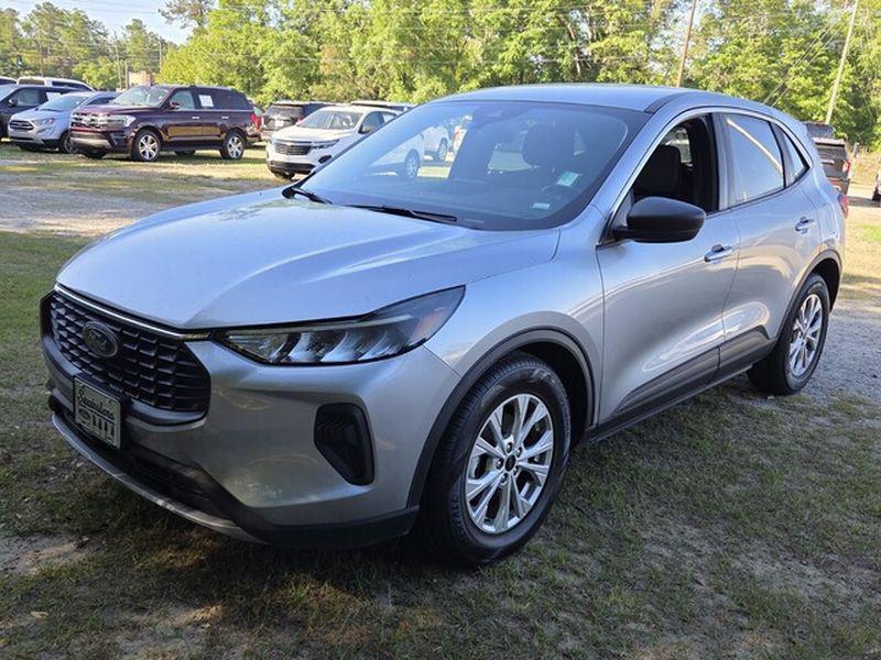 used 2024 Ford Escape car, priced at $19,645