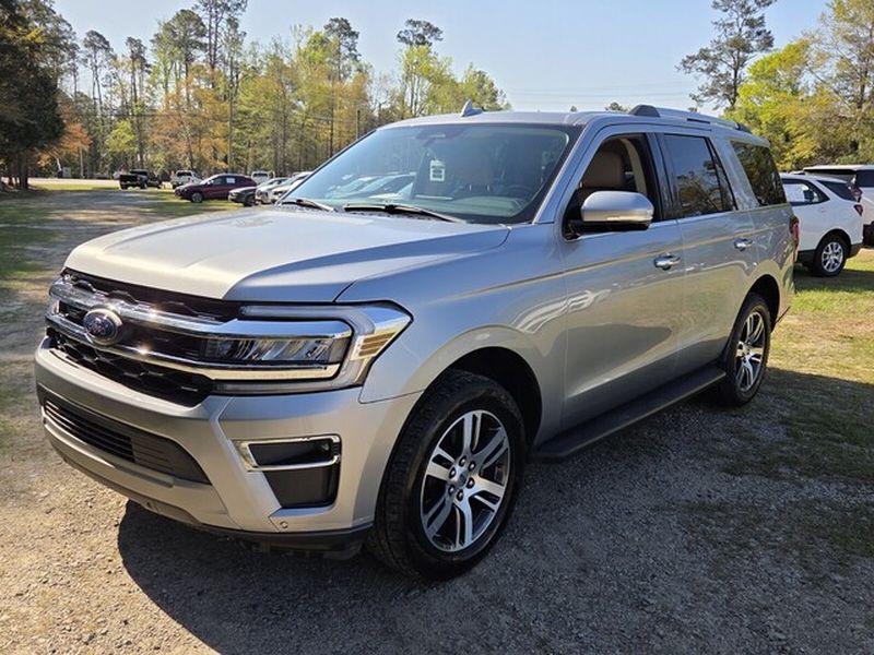 used 2024 Ford Expedition car, priced at $43,995