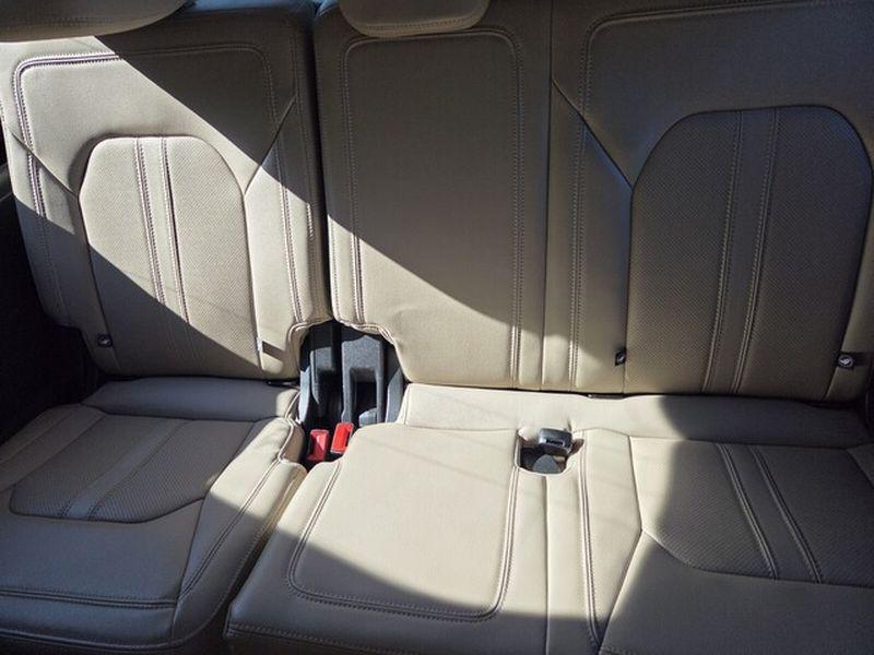 used 2024 Ford Expedition car, priced at $43,995