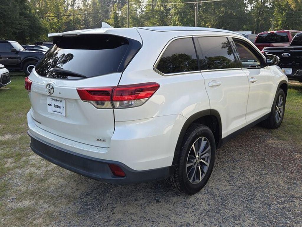 used 2019 Toyota Highlander car, priced at $14,537