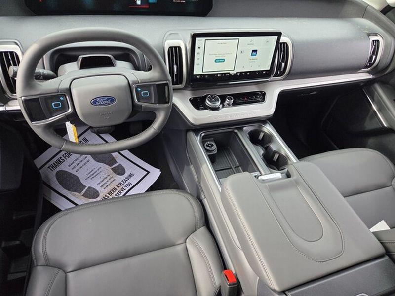 new 2026 Ford Expedition car, priced at $68,437