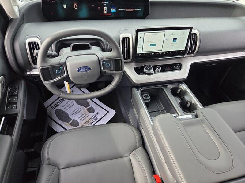 new 2026 Ford Expedition car, priced at $68,437