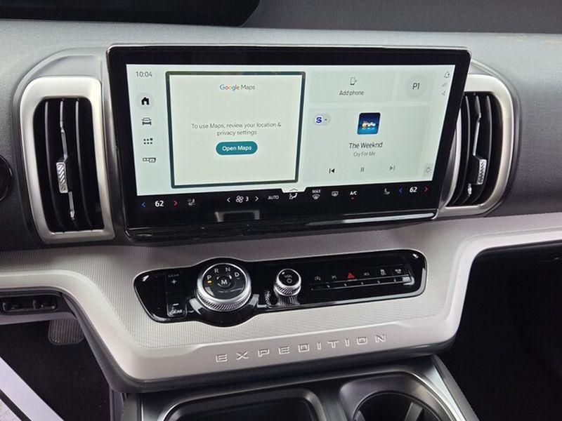 new 2026 Ford Expedition car, priced at $68,437