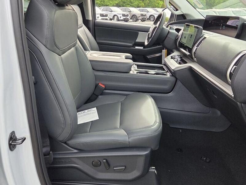 new 2026 Ford Expedition car, priced at $68,437