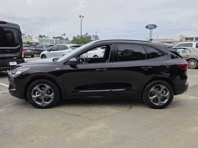 used 2024 Ford Escape car, priced at $24,995