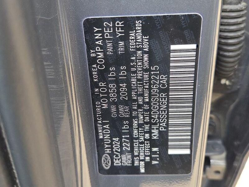 used 2025 Hyundai Elantra car, priced at $21,851