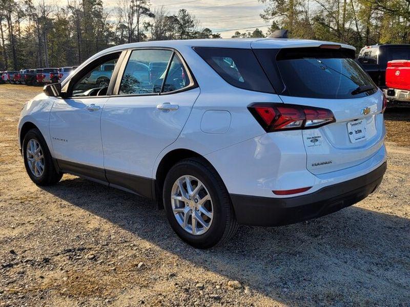 used 2022 Chevrolet Equinox car, priced at $16,822