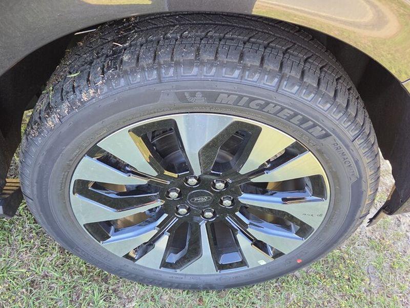 new 2026 Ford Expedition car, priced at $81,900