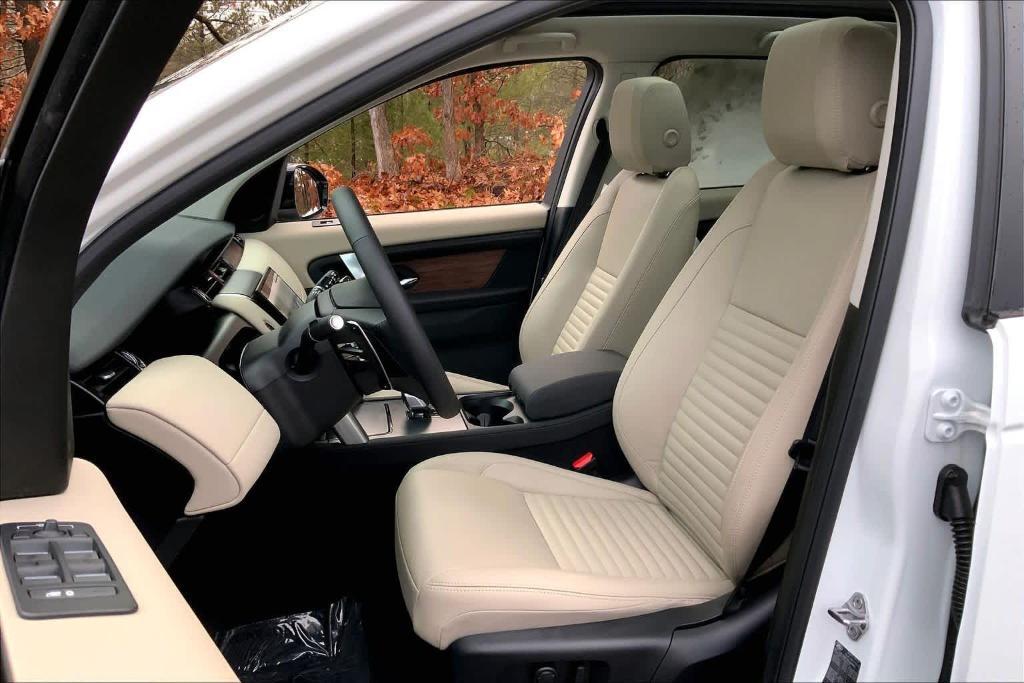 used 2025 Land Rover Discovery Sport car, priced at $40,000