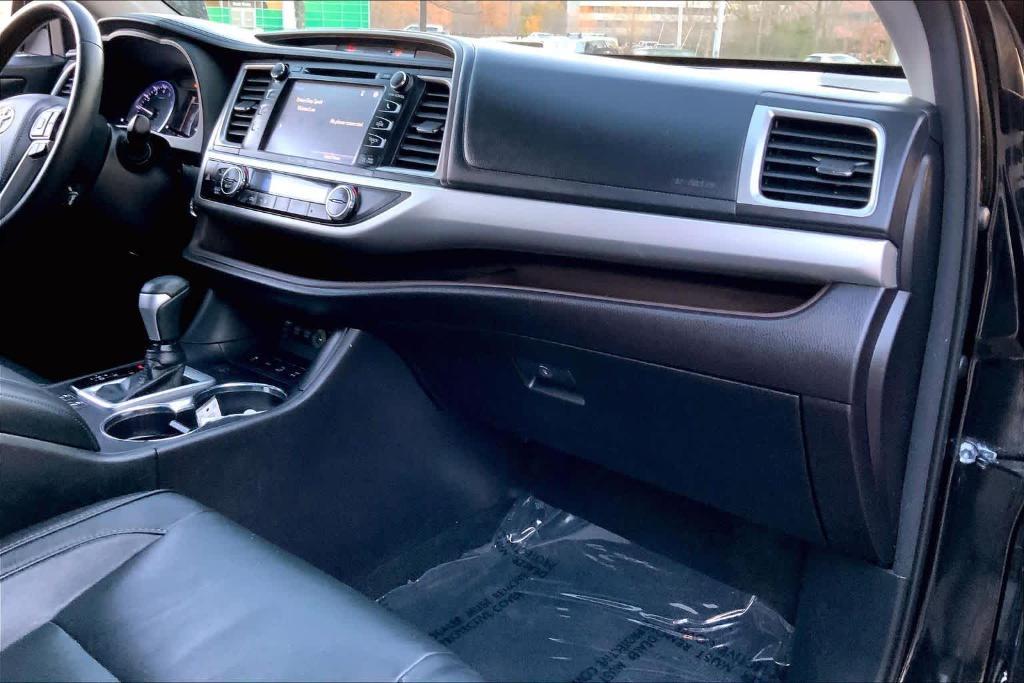 used 2018 Toyota Highlander car, priced at $22,500