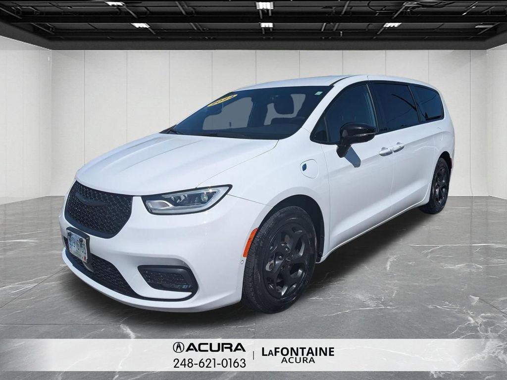 used 2024 Chrysler Pacifica Hybrid car, priced at $33,051