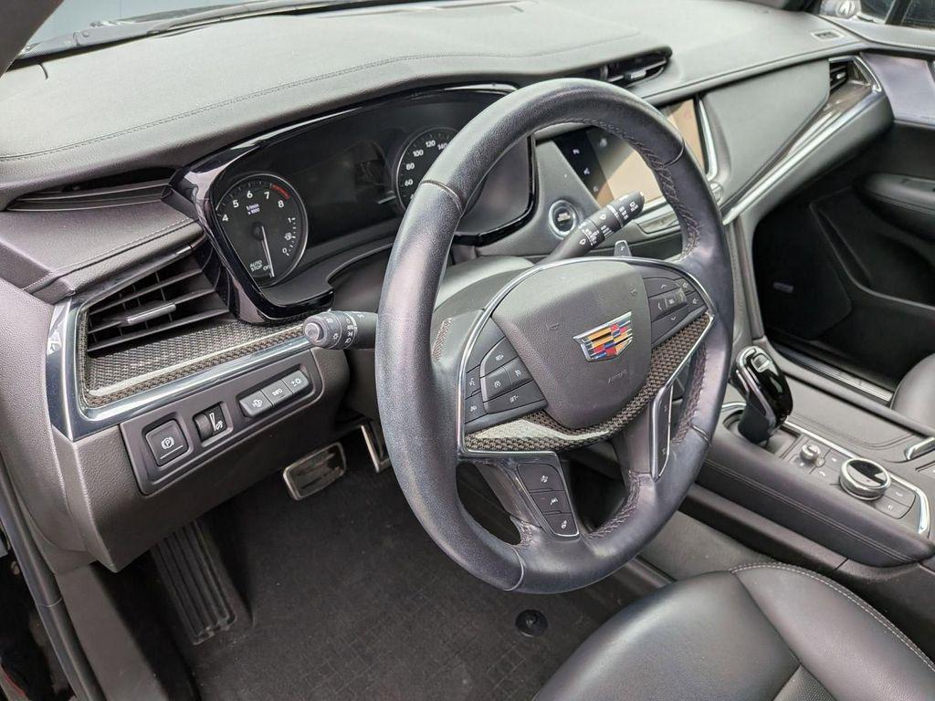 used 2020 Cadillac XT5 car, priced at $29,752