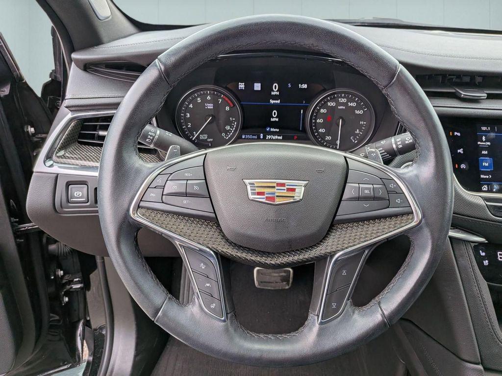 used 2020 Cadillac XT5 car, priced at $29,752