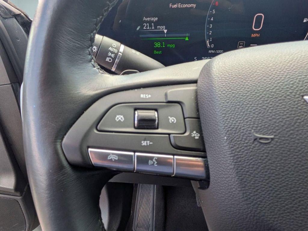 used 2025 Cadillac XT4 car, priced at $32,385
