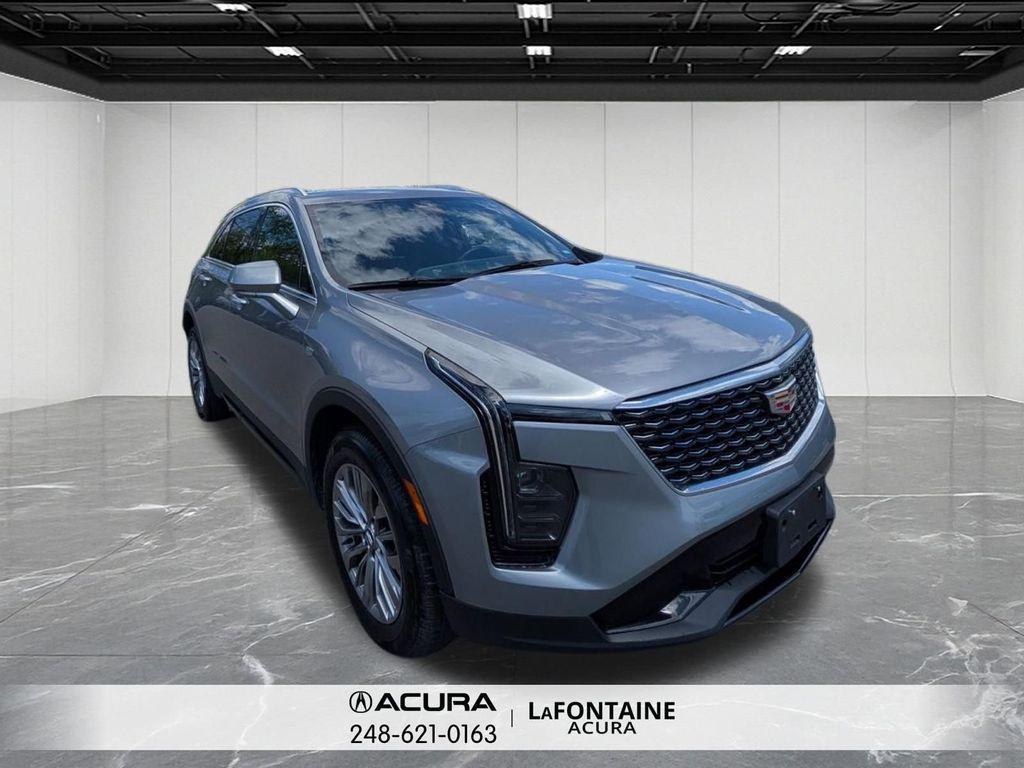 used 2025 Cadillac XT4 car, priced at $32,385
