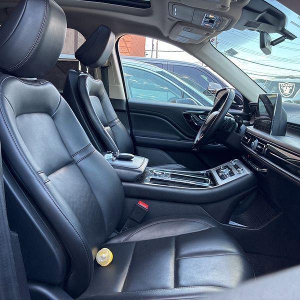 used 2023 Lincoln Aviator car, priced at $40,379