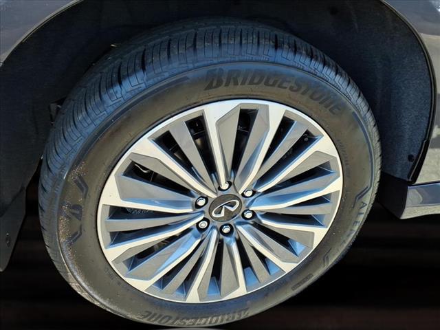 new 2026 INFINITI QX80 car, priced at $91,275