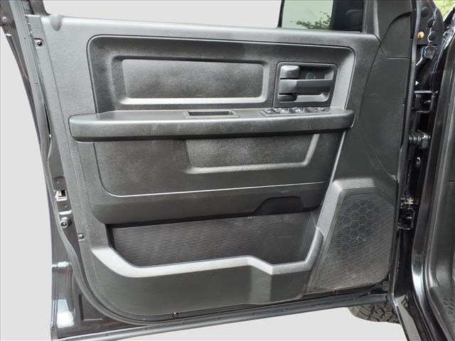 used 2019 Ram 1500 Classic car, priced at $18,500