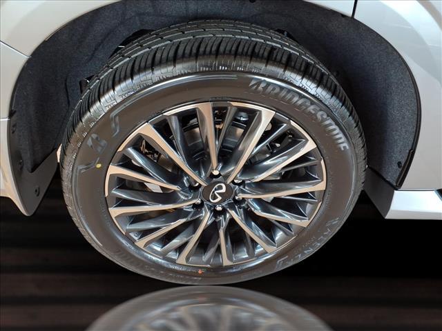 new 2026 INFINITI QX80 car, priced at $106,655