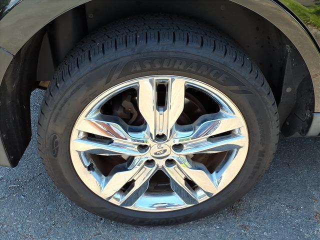 used 2013 Ford Edge car, priced at $9,699
