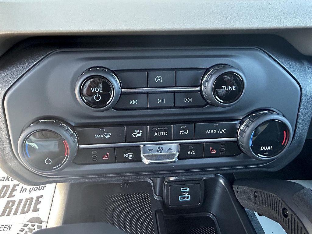 new 2025 Ford Bronco car, priced at $54,289